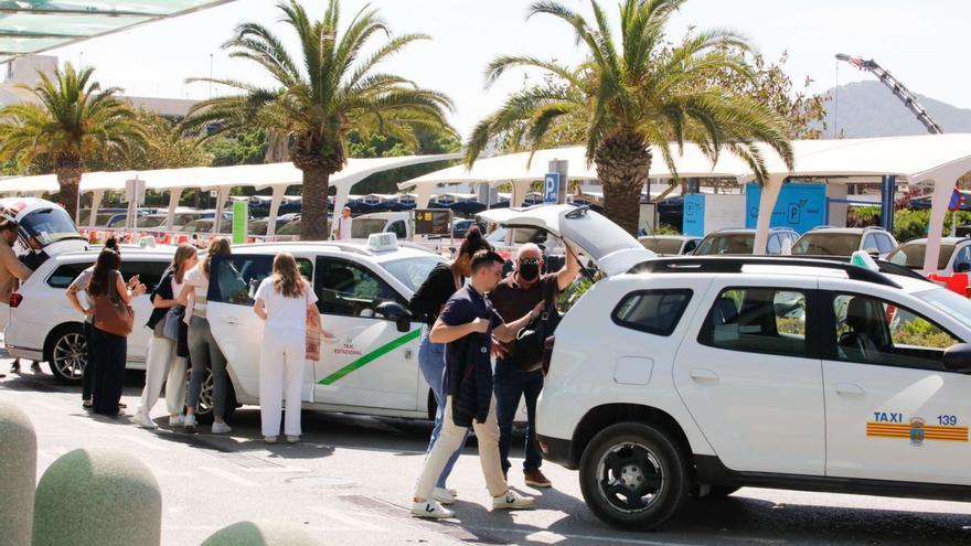 El Ayuntamiento de Ibiza convoca una prueba para obtener el permiso  municipal de conductor de taxi - Diario de Ibiza