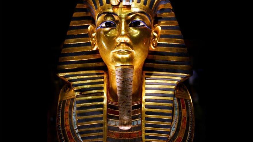 Imagen de archivo de la máscara de Tutankamón.
