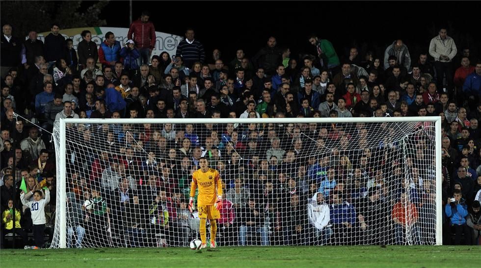 El partido Villanovense-Barça en imágenes