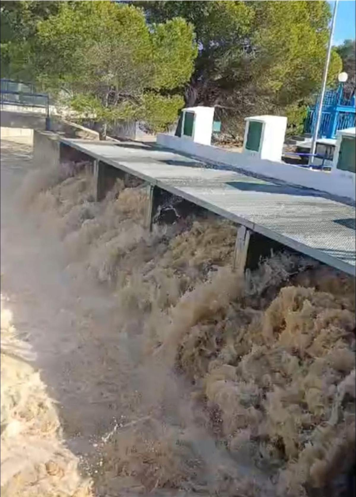 Desaguando esta mañana ya.