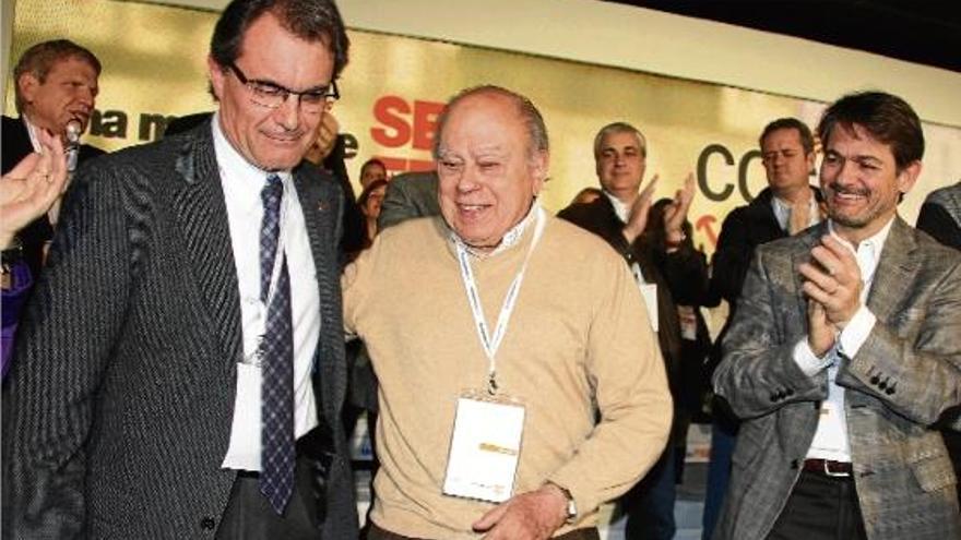 D&#039;esquerra a dreta, Artur Mas, Jordi Pujol i Oriol Pujol durant el congrés de CDC celebrat fa uns mesos a Reus.