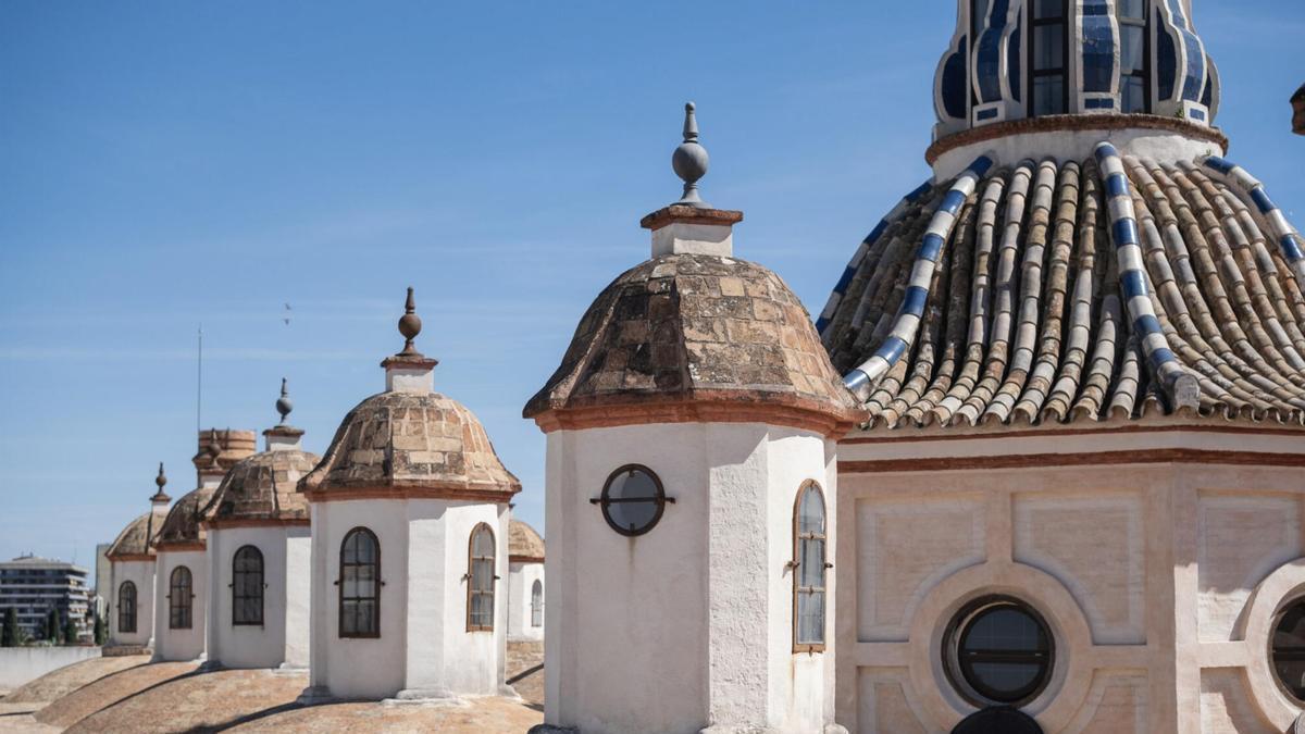 Debajo de estas cúpulas se fabricaban los cañones más famosos de España en el siglo XVIII.