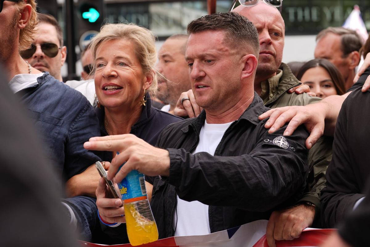 Detingut l’ultra que convoca protestes contra l’islam a Irlanda