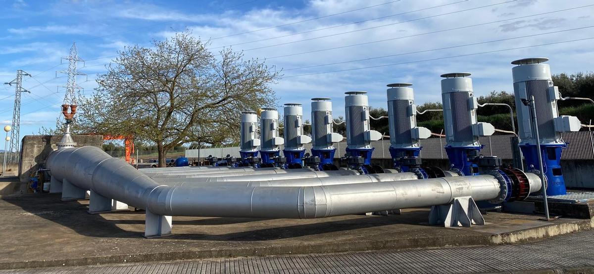 Estación de bombeo del sector VIII de la Comunidad de Regantes del Canal del Zújar.
