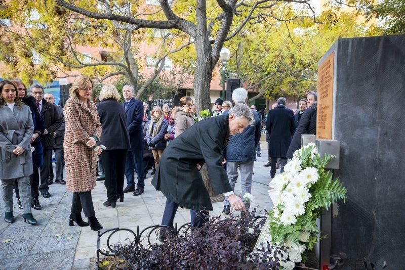 Homenaje a las víctimas de la casa cuartel de Zaragoza