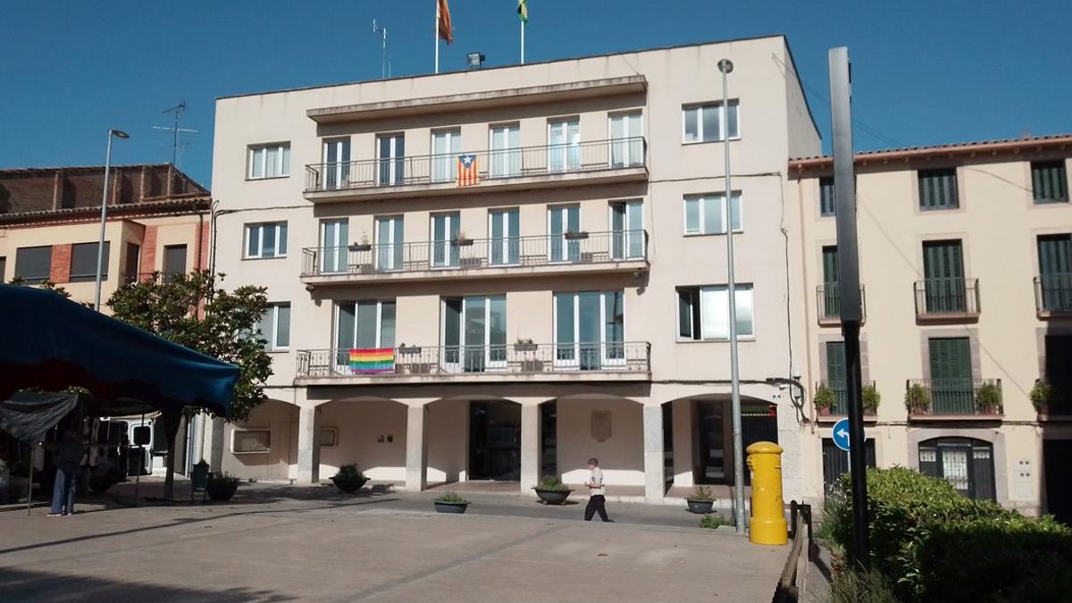 L'edifici de l'Ajuntament d'Avinyó