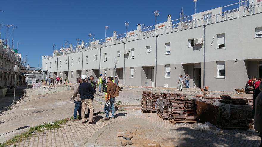 La Junta rehabilita 46 viviendas sociales de Mérida para mejorar la eficiencia energética