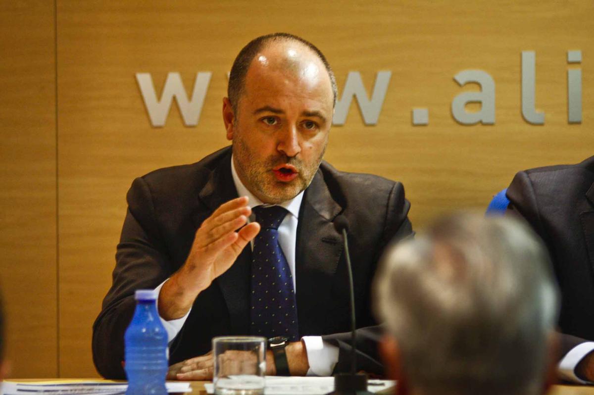 David Serra durante su etapa como dirigente del PPCV.