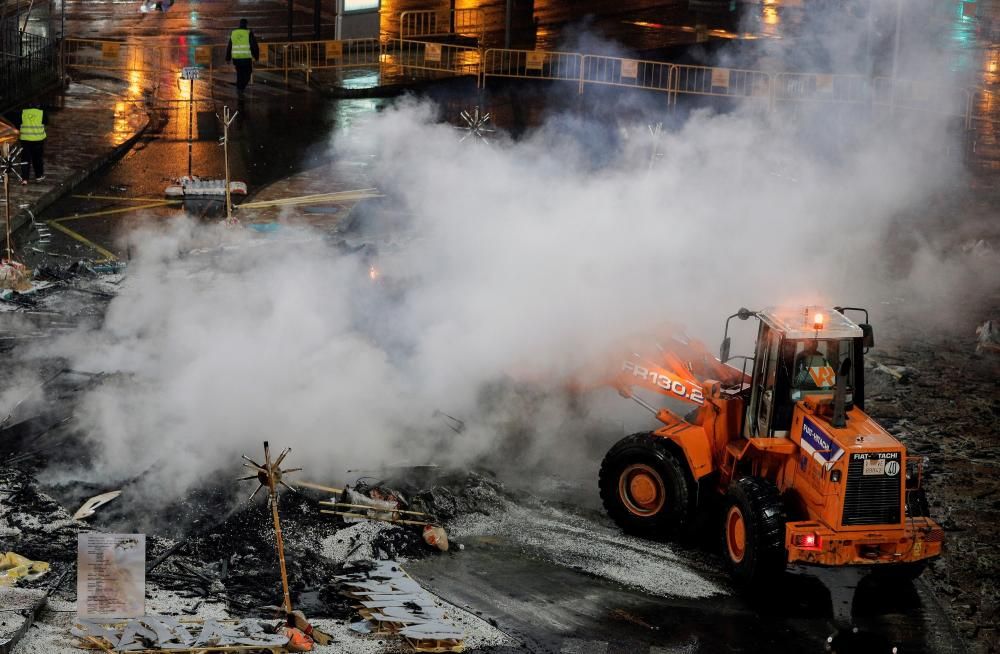 Cremà de la falla municipal de València de 2019.