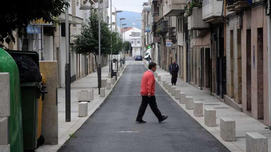 Imagen de la calle Serafín Pazo de A Estrada, ya humanizada. // Bernabé/Javier Lalín