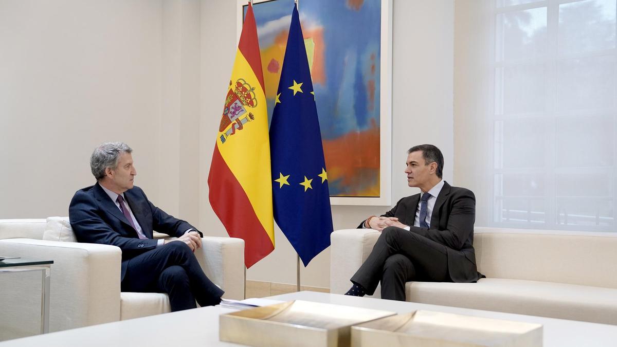 Pedro Sánchez y Alberto Núñez Feijóo en el Palacio de la Moncloa, el pasado 13 de marzo.