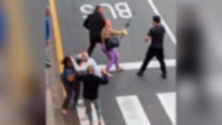 El vídeo de la pelea entre compañeros de trabajo en Canarias del que todo el mundo habla