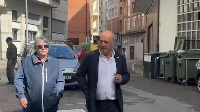 Chus Mirantes llega al juzgado.