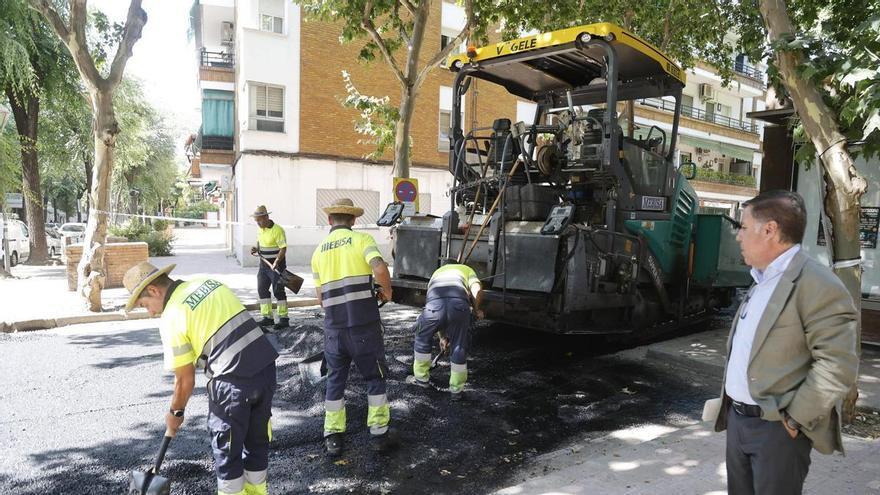 Córdoba inicia el Plan Asfalto 2026-2027 pavimentando 15 grandes avenidas en sus dos primeras semanas
