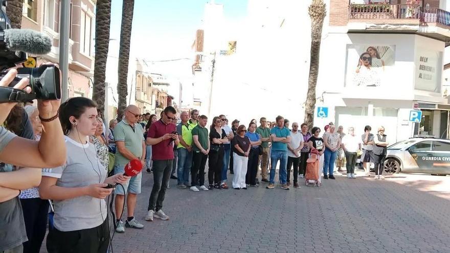 cio y mañana manifestación en Dolores en repulsa por el crimen machista