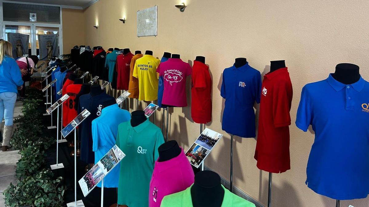 La exposición de indumentaria de las quintas es una novedad propuesta en el programa de este año.