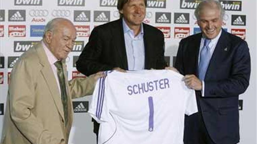 Schuster es presentado como nuevo entrenador del Real Madrid