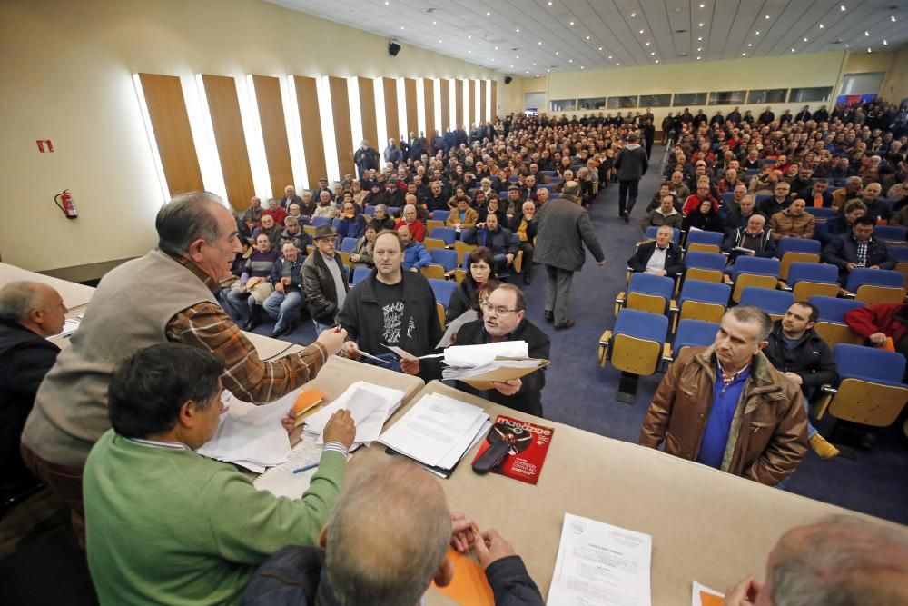 Los comuneros de Cabral se apuntan a las urnas tras una asamblea bronca: el 17 de abril. Convocan elecciones y aprueban las cuentas de 2014 y 2015 en un clima dividido.