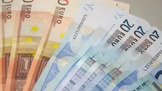 El cupón de la ONCE reparte en Cee 500.000 euros en premios