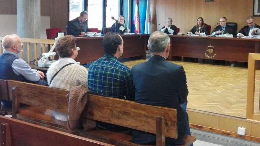 Un acusado de estafar a un anciano en Vigo: &quot;No se dejaba engañar, era el listo del pueblo&quot;