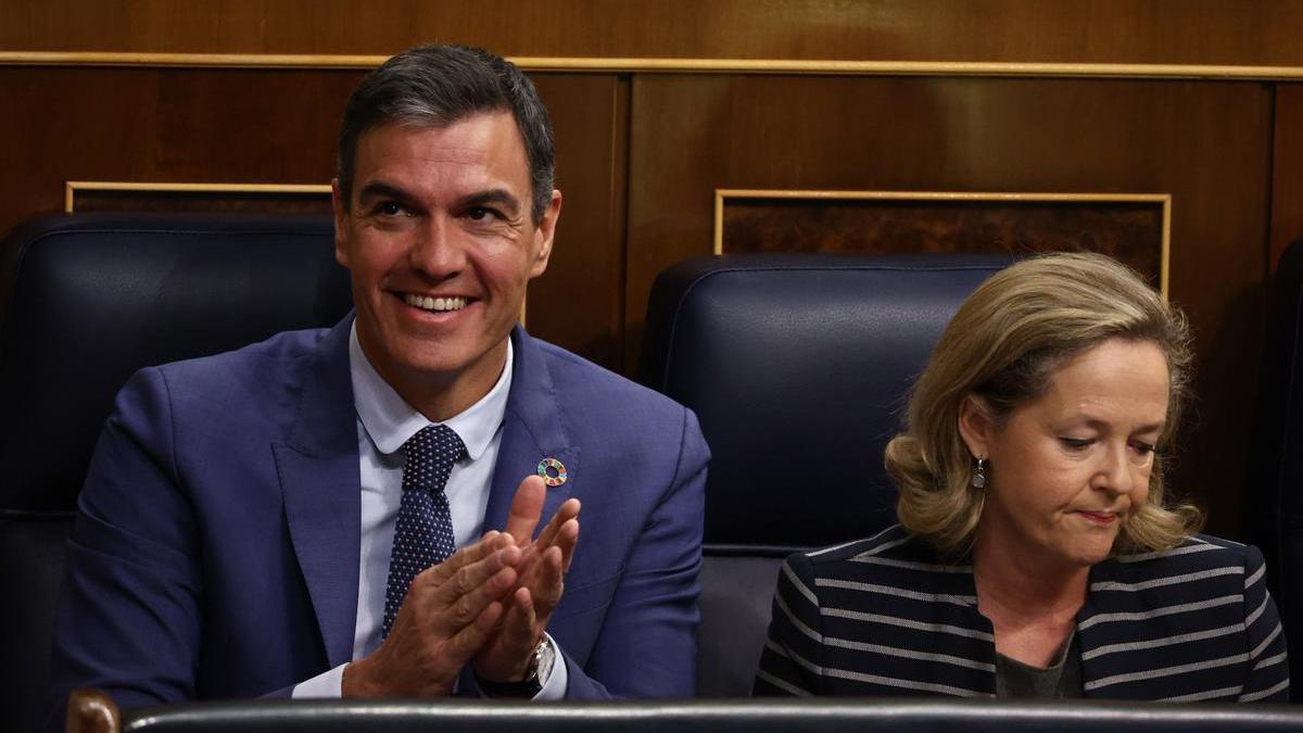 Pedro Sánchez y Nadia Calviño.