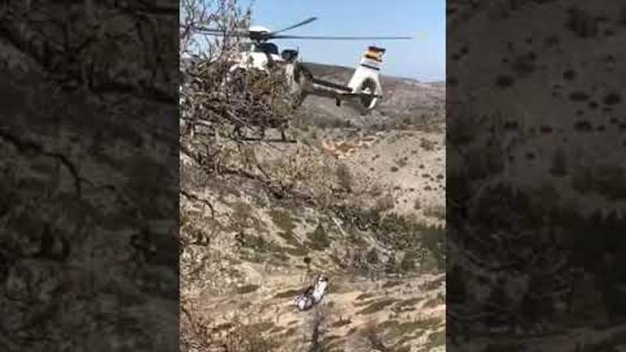 Evacúan en helicóptero a una persona fallecida en el Pilar de Tolox