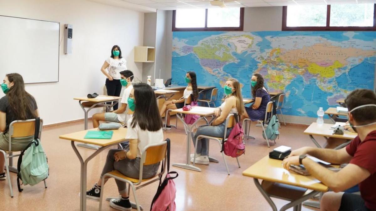 Alumnos de Secundaria en una clase.