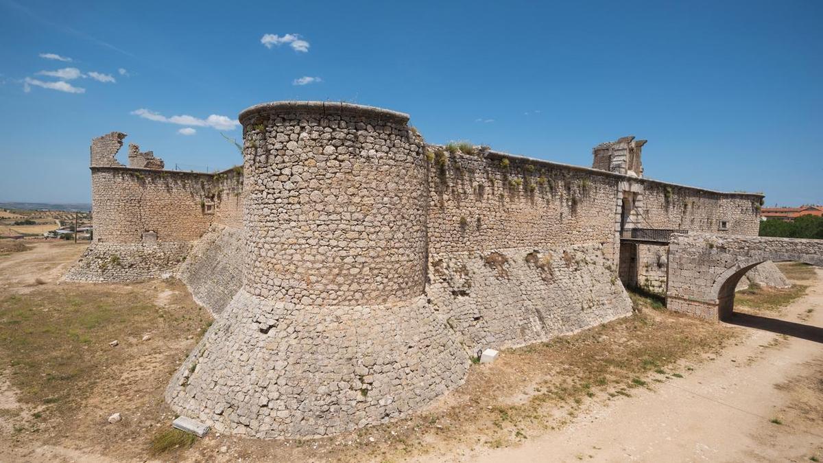 La fortaleza recombertida en bodega de Chinchón