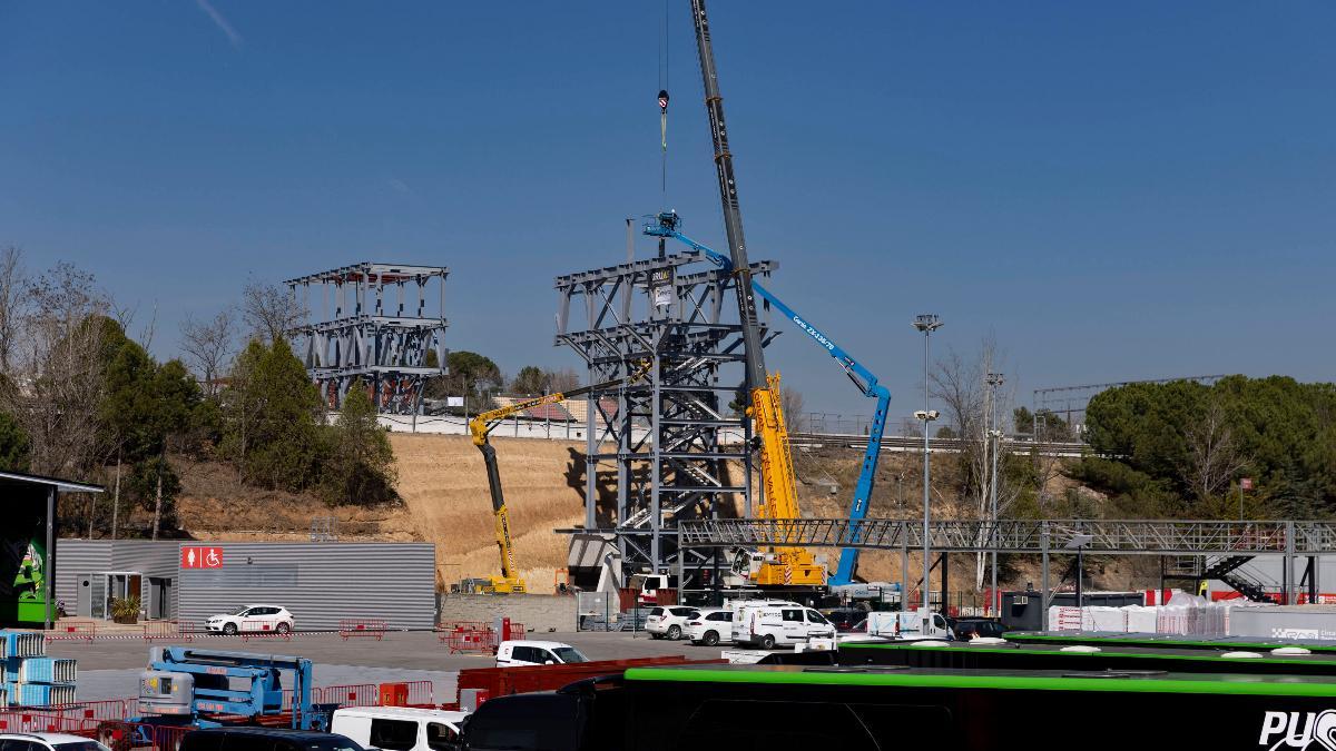 El 'esqueleto' del 'Rooftop' que será la instalación más emblemática del nuevo Circuit de Barcelona