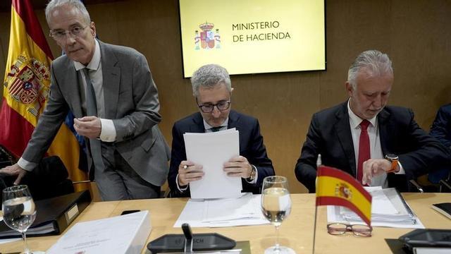 Reunió del Consell de Política Fiscal i Financera (CPFF), presidit pel ministre d’Hisenda, Arcadi España i amb presència del ministre Ángel Víctor Torres.