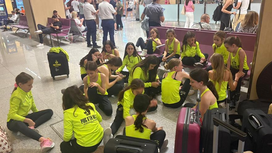 “Iberia nos ha cancelado dos vuelos y no nos ha dado ninguna solución para llegar a Palma desde Ibiza”