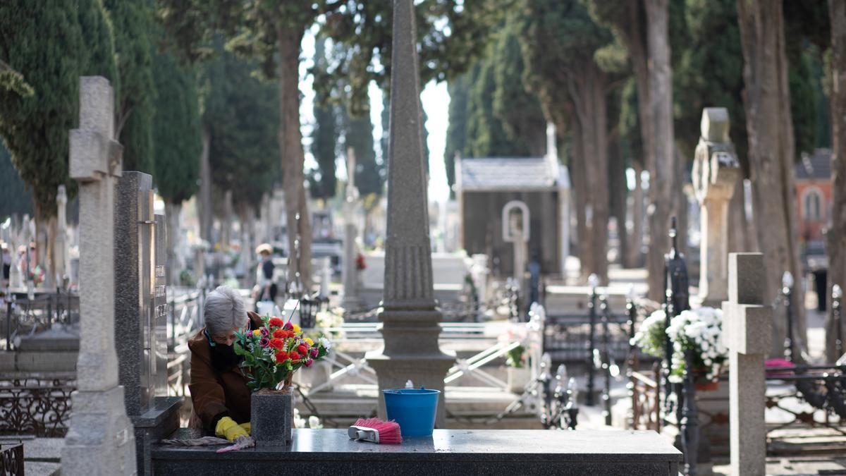 Los zamoranos preparan el día de Todos los Santos