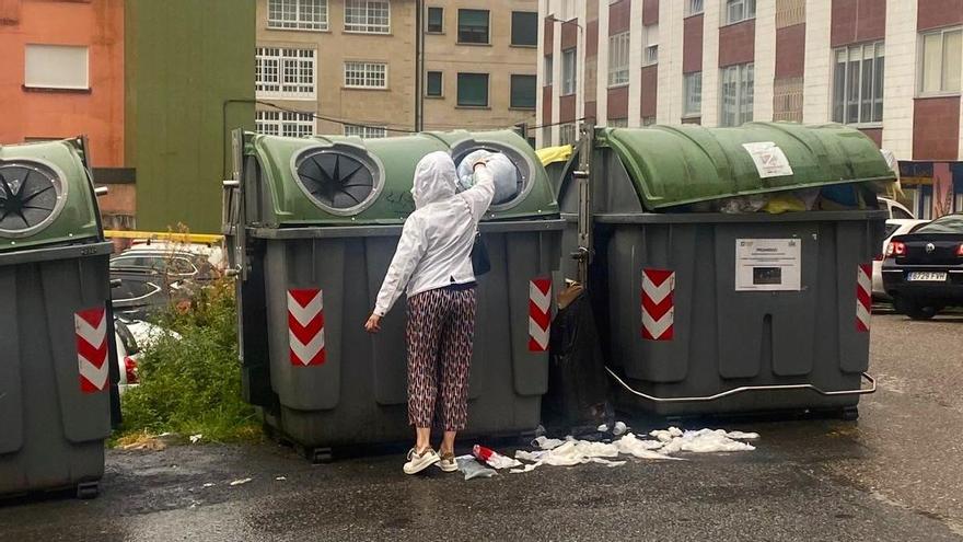 El PP cangués denuncia deterioro del servicio de recogida de basura y exige más control