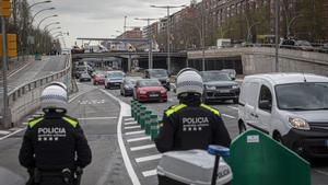 Barcelona controlarà els accessos als laterals de la Gran Via per evitar infraccions al túnel de les Glòries