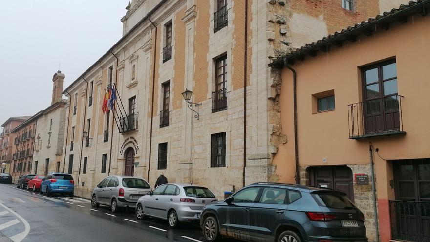 El PSOE denuncia casos de “enchufismo” en la residencia de Toro que la Diputación desmiente
