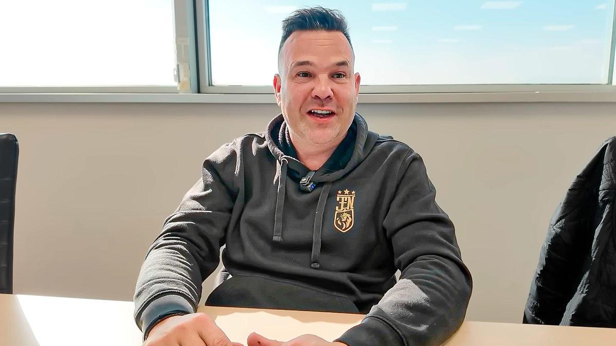 El empresario José Elías, de 49 años, lo tiene claro: &quot;Cuando alguien de mi equipo decide convertirse en competencia, no me enfado. Al contrario&quot;