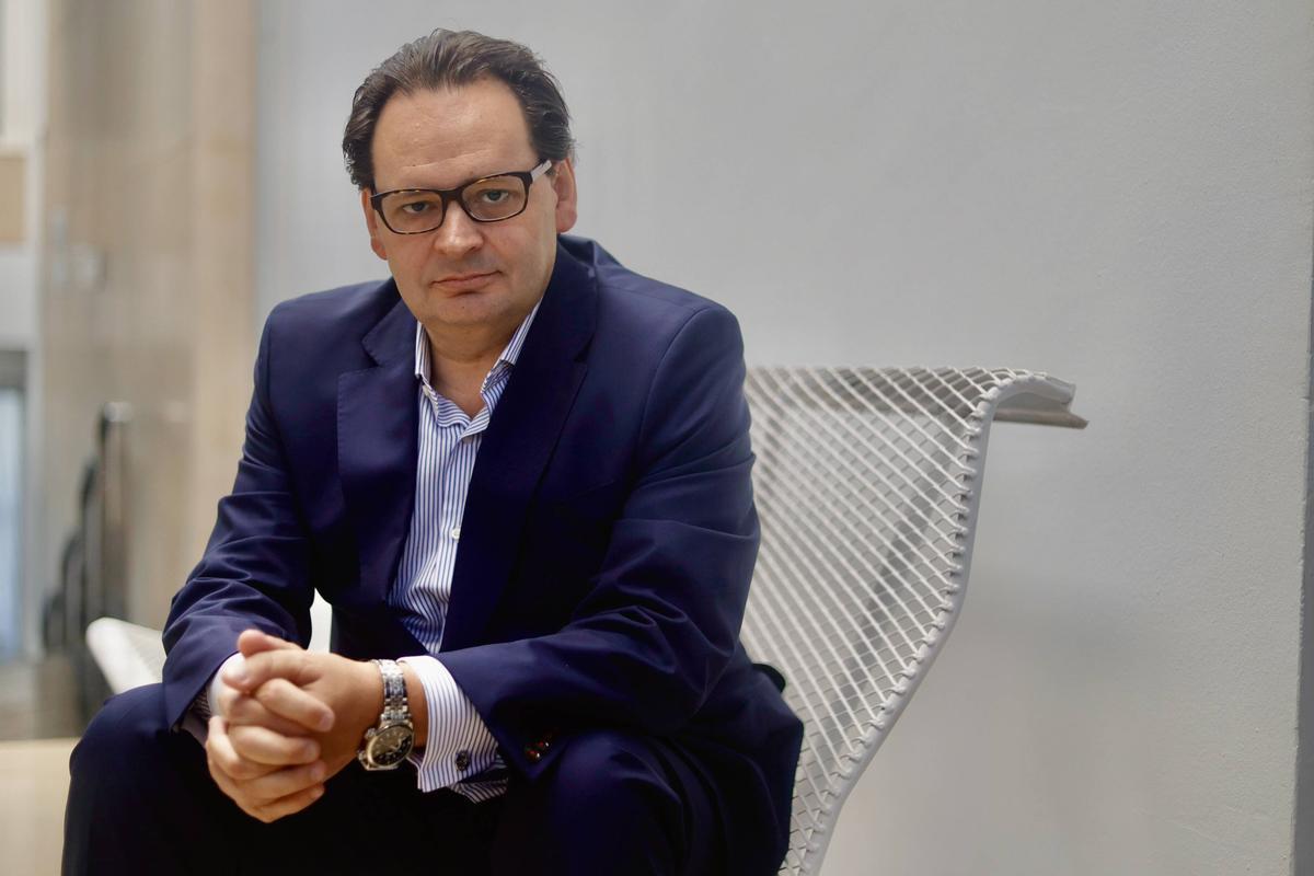 Sergio Torregrosa, en las instalaciones de Levante-EMV, antes de la entrevista.