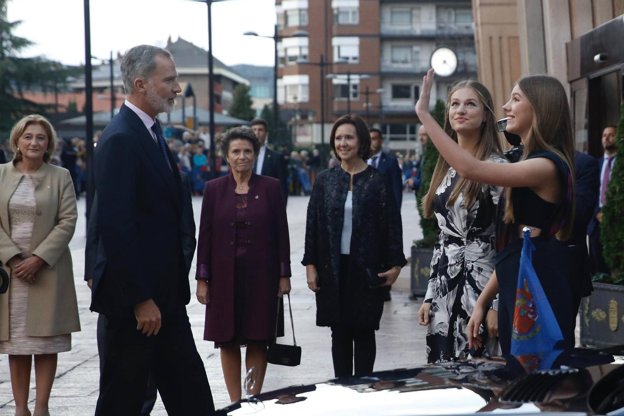 EN IMÁGENES: La Familia Real asiste en Oviedo al concierto de los premios "Princesa de Asturias"