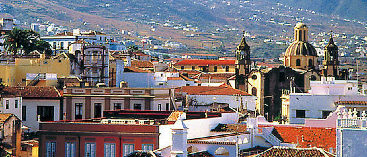 El Estado pasa a Canarias la competencia en Servicios Sociales de 60 ayuntamientos