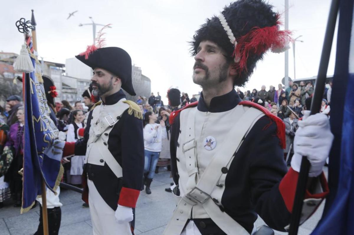 Las tropas napoleónicas campan a sus anchas por el Casco Vello sin saber que el domingo serán expulsados de la ciudad. Las tropas napoleónicas campan a sus anchas por el Casco Vello sin saber que el domingo serán expulsados de la ciudad.