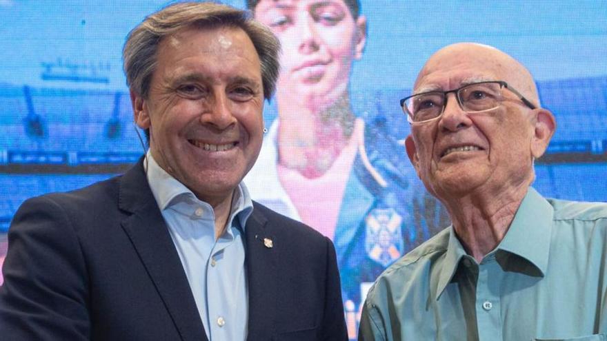 Felipe Miñambres anuncia que no hay ofertas encima de la mesa