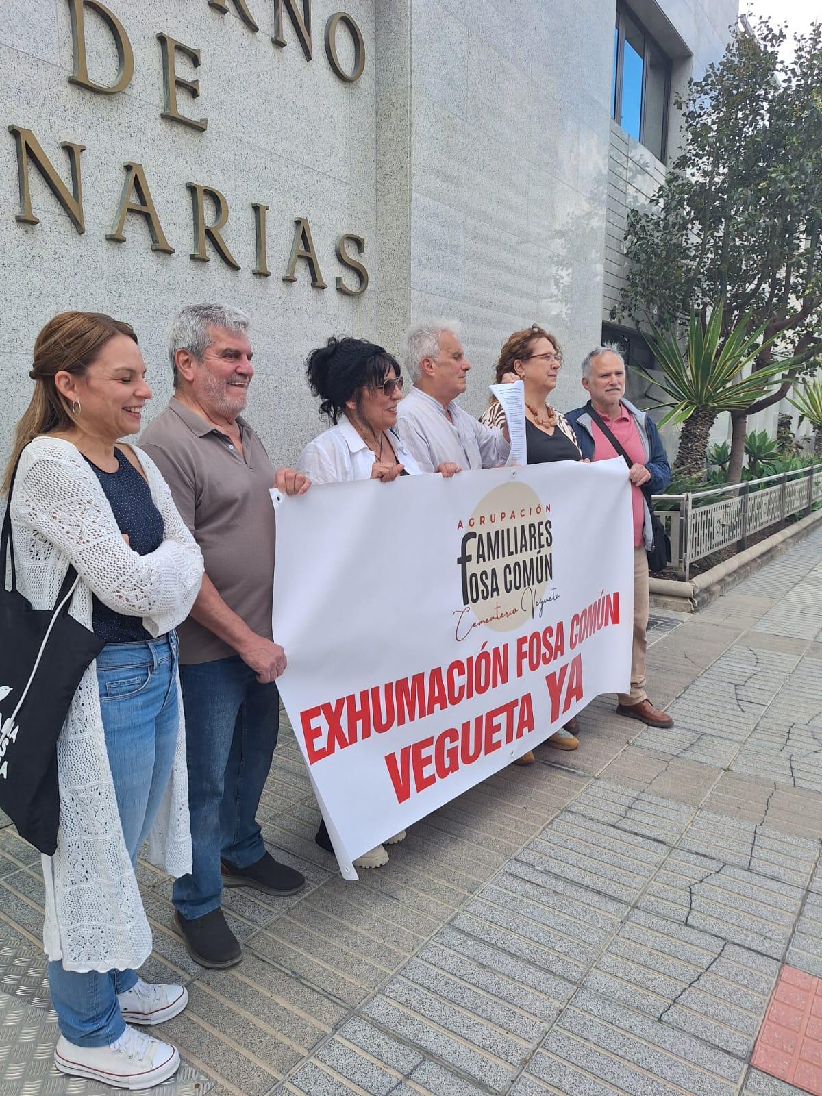 La memoria democrática se niega al silencio: familiares de represaliados instan a exhumar la fosa común del Cementerio de Vegueta