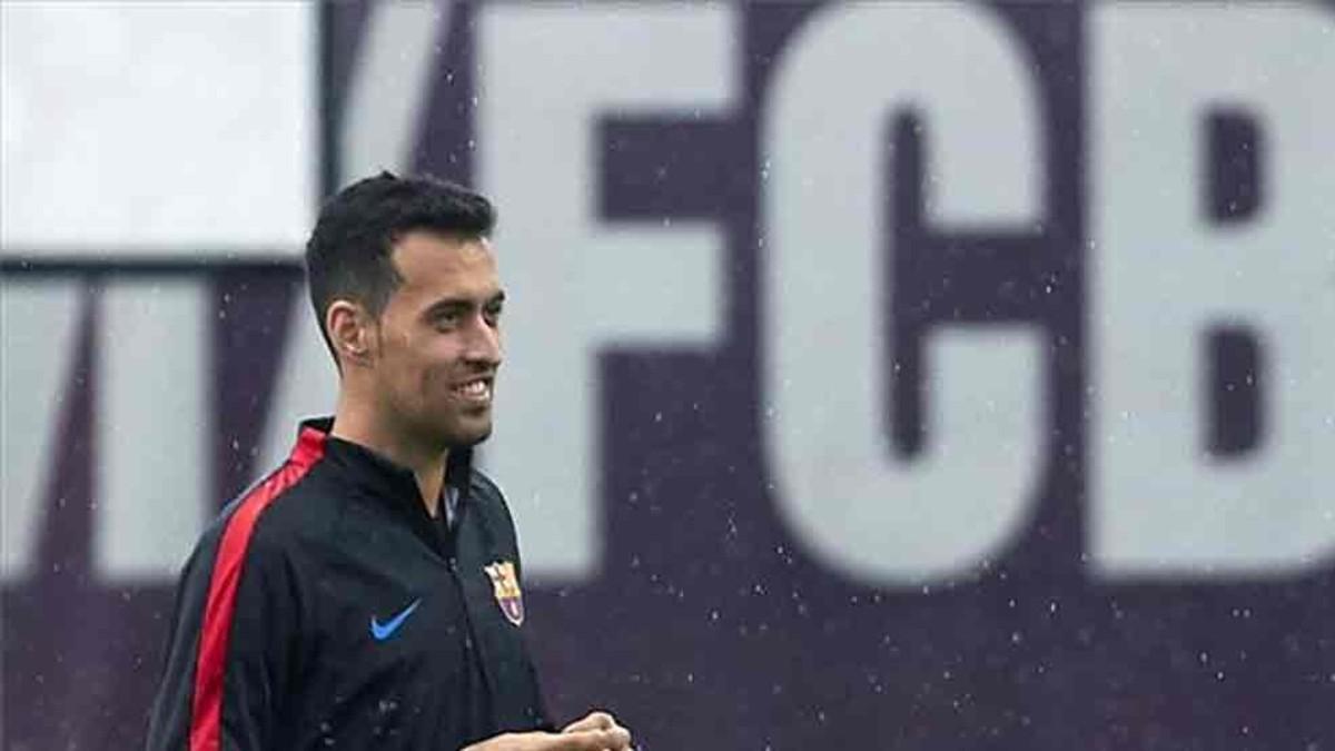 Sergio Busquets, entrenando en Barcelona