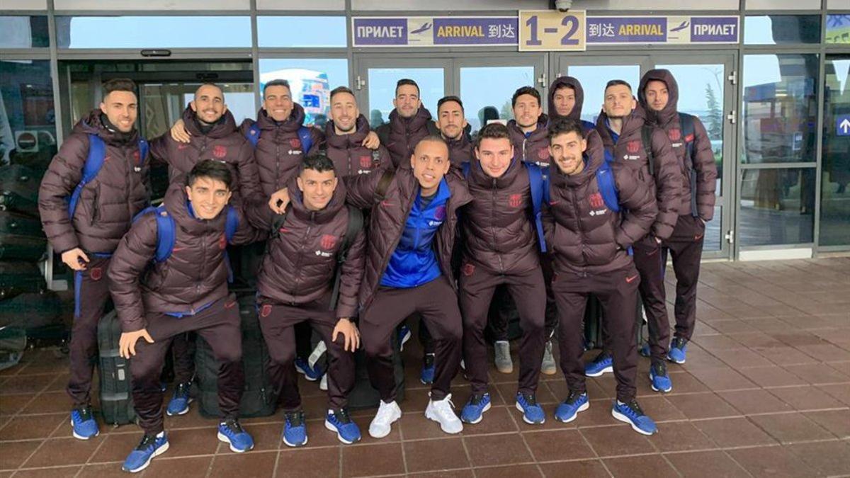 El Barça, a su llegada al aeropuerto de Minsk