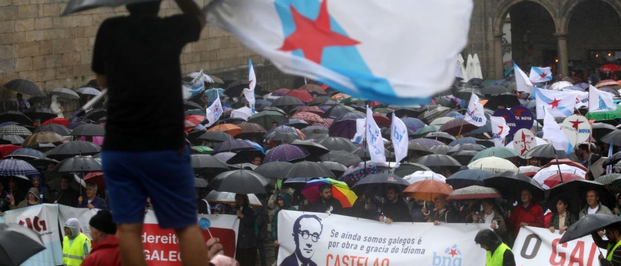 Un momento da manifestación de onte pola defensa do galego. |   // XOAN ÁLVAREZ