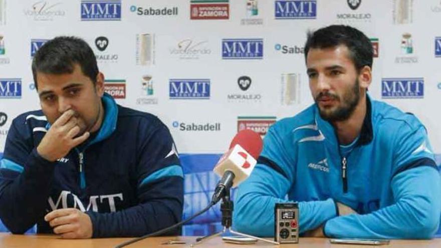 Eduardo García Valiente y Guillermo García ayer en rueda de prensa.