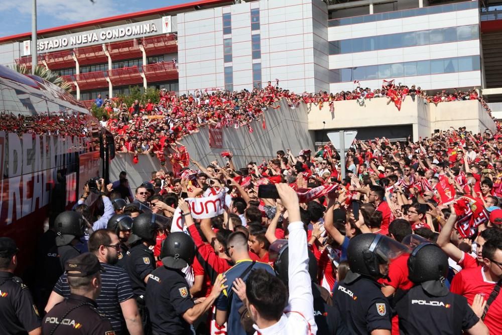 Ambiente en Nueva Condomina antes del partido