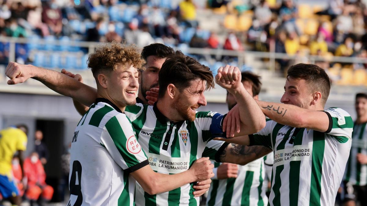 Las imágenes del Cádiz B-Córdoba CF