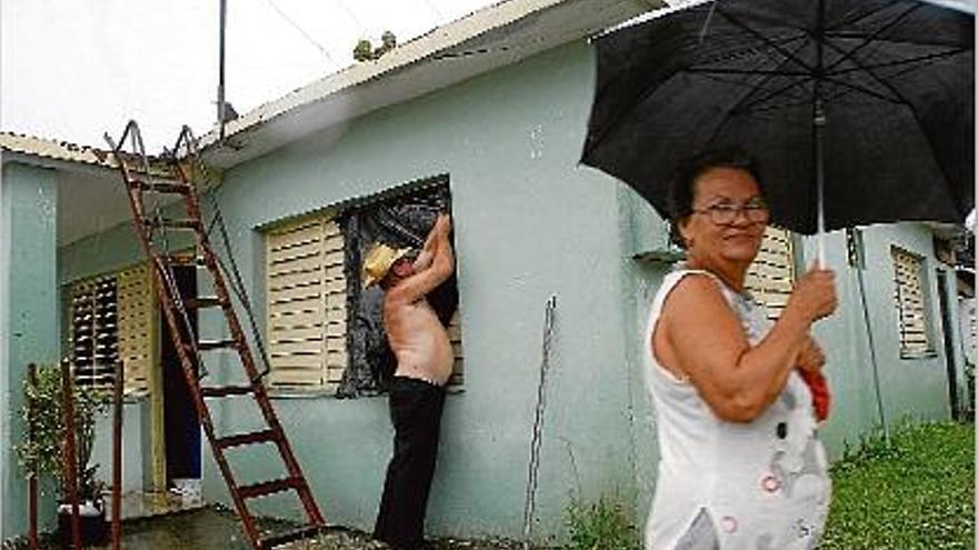 Cuba La població es prepara per a l&#039;arribada de l&#039;huracà &quot;Paloma&quot;