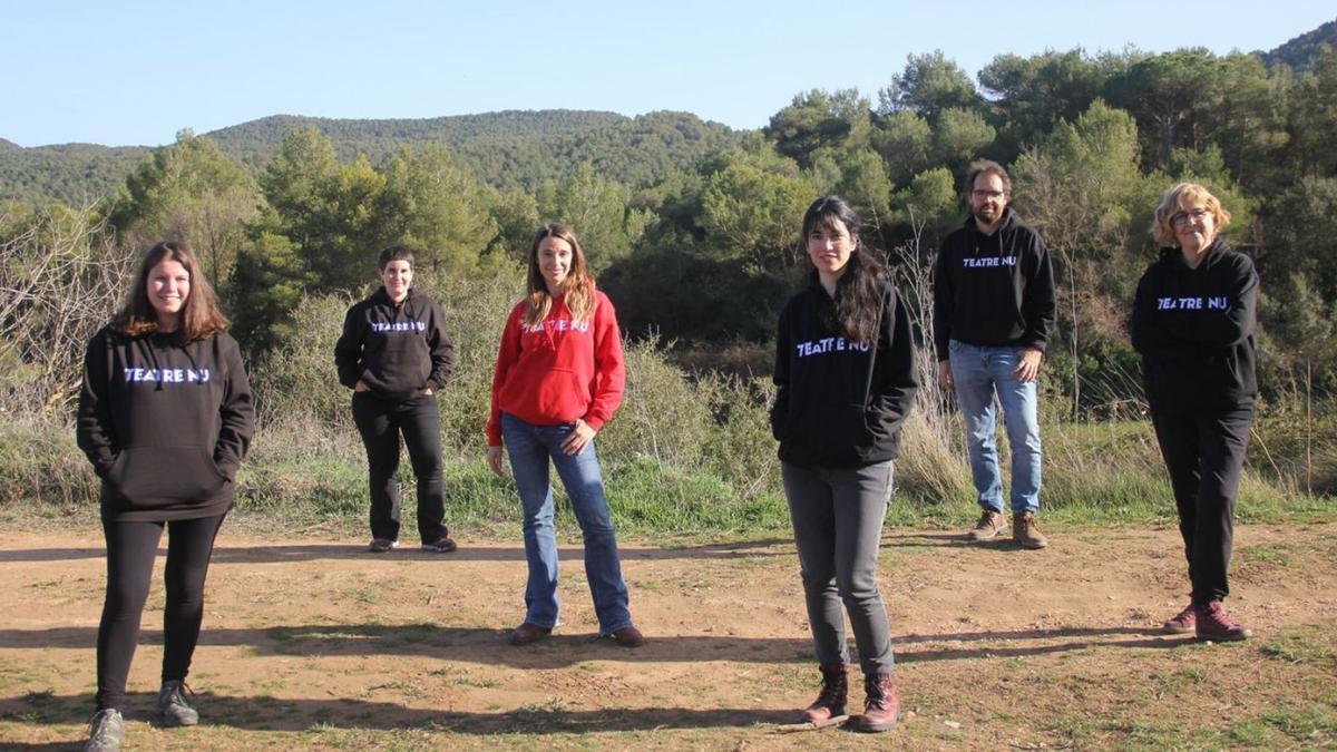 Membres de la companyia teatral Teatre Nu, de Sant Martí de Tous | TEATRE NU